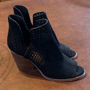 Elegant Black Suede Ankle Booties